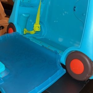 Kid ride on, carry on luggage.